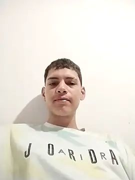 Snapshot of LeadingBeggar chatting on 21, 11, 2025 LeadingBeggar online show from 21, 11, 2025