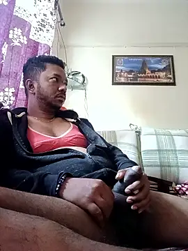 Snapshot of Mmm992170 chatting on 23, 12, 2025 Mmm992170 online show from 23, 12, 2025