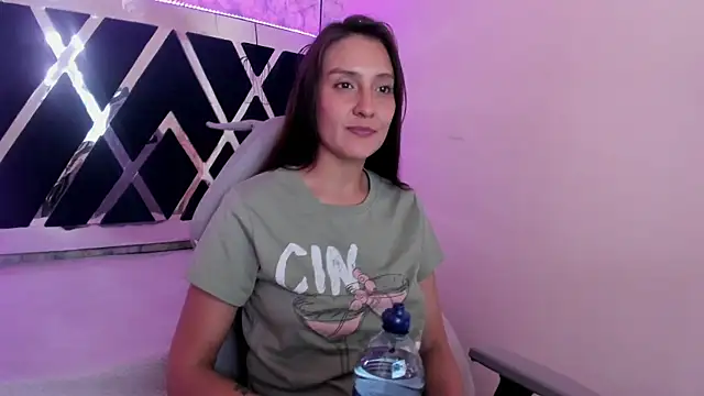 Snapshot of _alaia_collway_ chatting on 3, 2, 2025 alaia collway online show from 3, 2, 2025