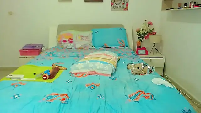 Kendralove31xxx online show from 17, 12, 2024