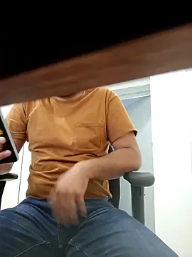 friendsloversex online show from 18, 11, 2025