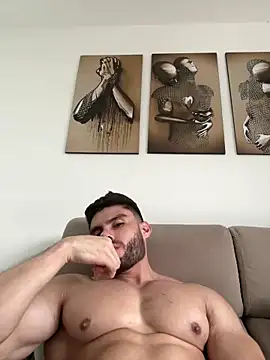 Snapshot of garageboy94 chatting on 24, 12, 2024 garageboy94 online show from 24, 12, 2024