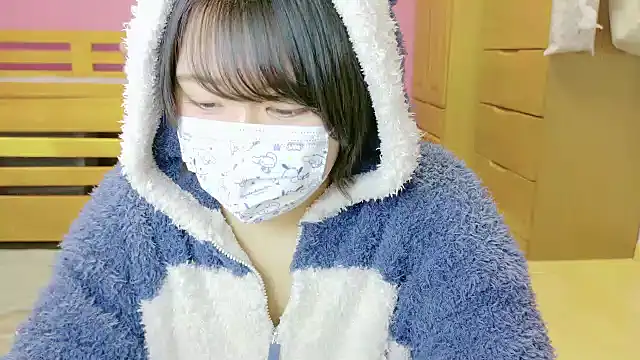 Snapshot of _usya_2525 chatting on 4, 1, 2025 usya 2525 online show from 4, 1, 2025