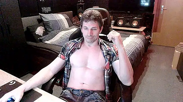 Snapshot of dreamwallker21 chatting on 27, 3, 2026 dreamwallker21 online show from 27, 3, 2026