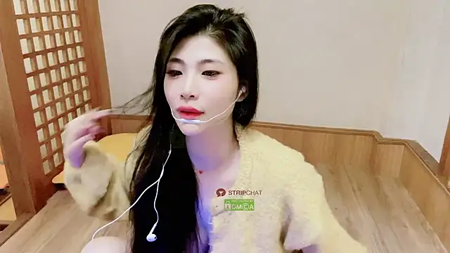 Snapshot of Vaidurya-Yolo chatting on 15, 12, 2025 Vaidurya-Yolo online show from 15, 12, 2025