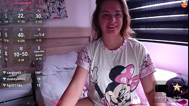 ParisW online show from 18, 9, 2025