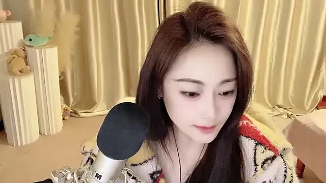 Snapshot of Daisy-77 chatting on 13, 2, 2025 Daisy-77 online show from 13, 2, 2025