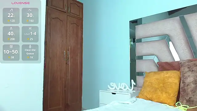 cintia hills online show from 13, 3, 2025