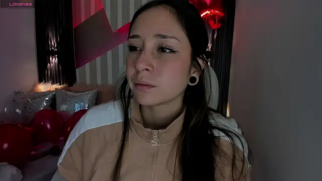 emily layton online show from 25, 2, 2025