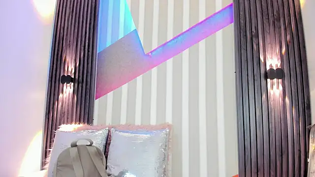 emily layton online show from 7, 10, 2025