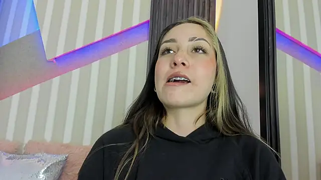 emily layton online show from 19, 10, 2025