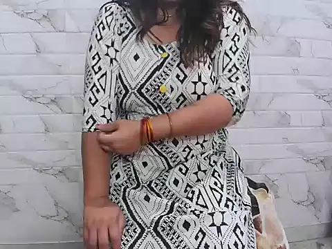 Snapshot of bhabhi_jaan11 chatting on 25, 4, 2026 bhabhi jaan11 online show from 25, 4, 2026