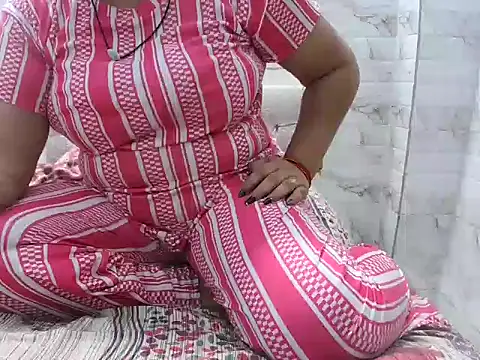 Snapshot of bhabhi_jaan11 chatting on 5, 5, 2026 bhabhi jaan11 online show from 5, 5, 2026