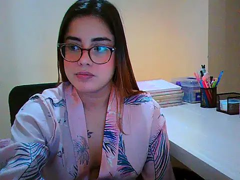 maliamiller online show from 28, 11, 2025