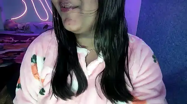 expression queen online show from 15, 12, 2024