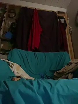 Snapshot of KeptupHack chatting on 7, 4, 2026 KeptupHack online show from 7, 4, 2026