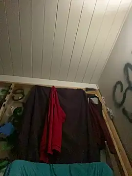 Snapshot of KeptupHack chatting on 8, 4, 2026 KeptupHack online show from 8, 4, 2026