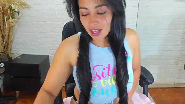 Aisha 09 online show from 11, 3, 2025