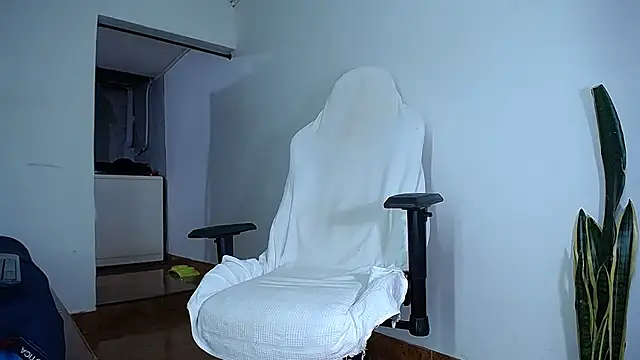 Snapshot of diamond_black00 chatting on 15, 11, 2025 diamond black00 online show from 15, 11, 2025