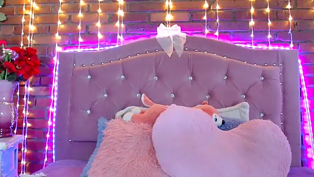 Snapshot of dulcevegga chatting on 31, 1, 2025 dulcevegga online show from 31, 1, 2025