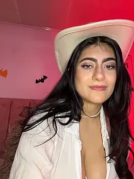 miakhalifaaa  online show from 29, 10, 2025