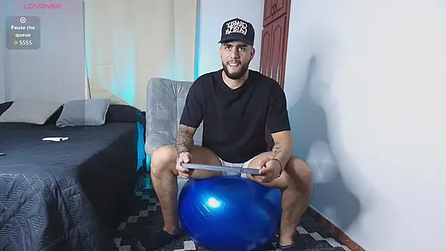 Colt Perci online show from 19, 11, 2025