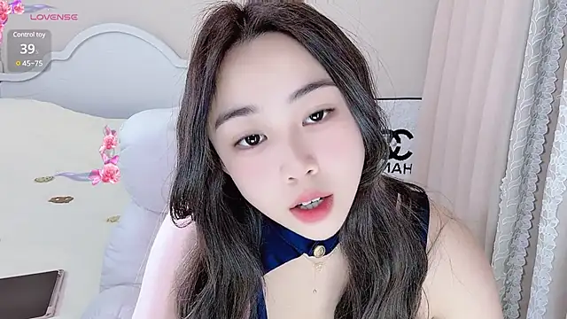 Caitlyn   online show from 17, 1, 2025