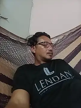 Andresguz35 online show from 30, 10, 2025