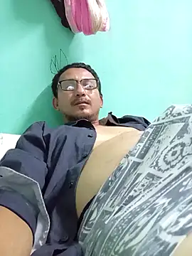 Andresguz35 online show from 19, 12, 2025