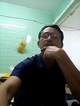 Andresguz35 online show from 11, 2, 2026