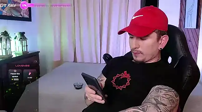 Snapshot of steventeylor chatting on 11, 3, 2025 steventeylor online show from 11, 3, 2025