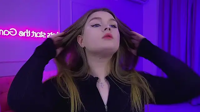 Snapshot of CrystalLyons chatting on 16, 2, 2026 CrystalLyons online show from 16, 2, 2026