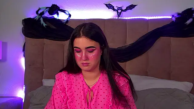 ChristinaMilton online show from 1, 11, 2025