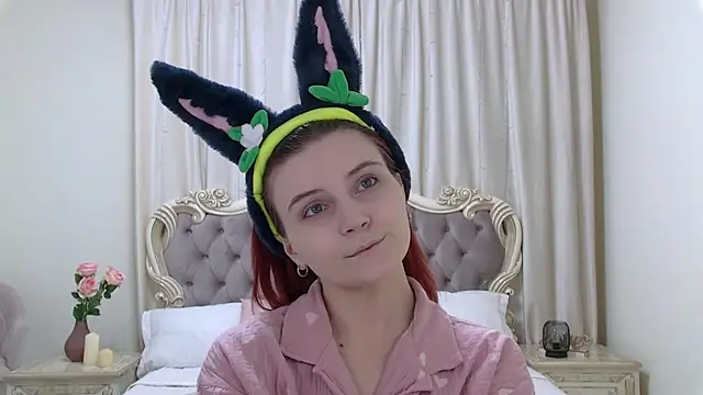 KellyStone online show from 4, 11, 2025