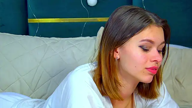 Snapshot of PollyLanders chatting on 27, 12, 2024 PollyLanders online show from 27, 12, 2024