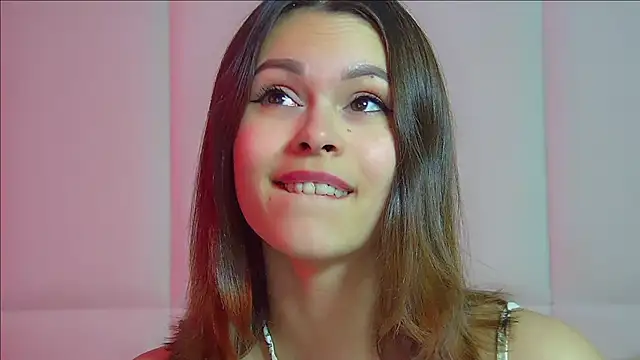 Snapshot of PollyLanders chatting on 19, 10, 2025 PollyLanders online show from 19, 10, 2025