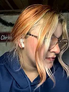 SophiaWeestt99 online show from 13, 1, 2026