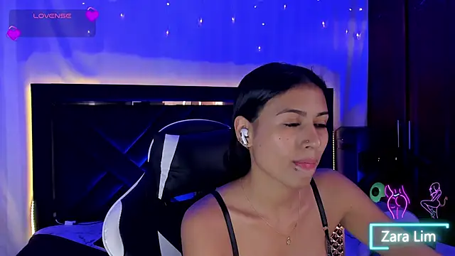 ZaraLim online show from 3, 12, 2025