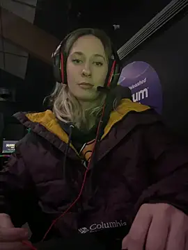 M1ssyk1ssy online show from 19, 12, 2024