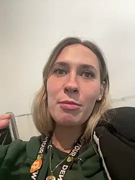 M1ssyk1ssy online show from 13, 1, 2025