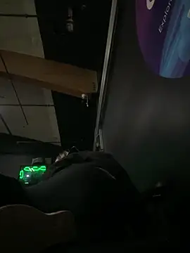 M1ssyk1ssy online show from 1, 2, 2025