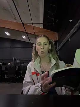 Snapshot of M1ssyk1ssy chatting on 20, 3, 2026 M1ssyk1ssy online show from 20, 3, 2026