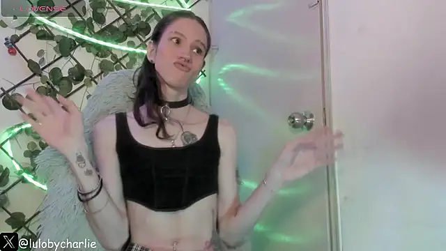 Snapshot of vodkadelulo chatting on 17, 1, 2026 vodkadelulo online show from 17, 1, 2026