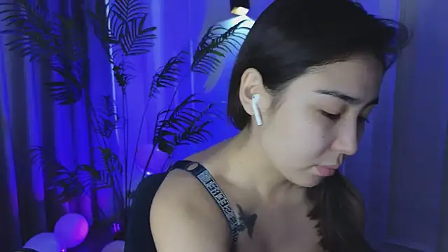 Snapshot of Deiri_Delightful chatting on 18, 12, 2024 Deiri Delightful online show from 18, 12, 2024