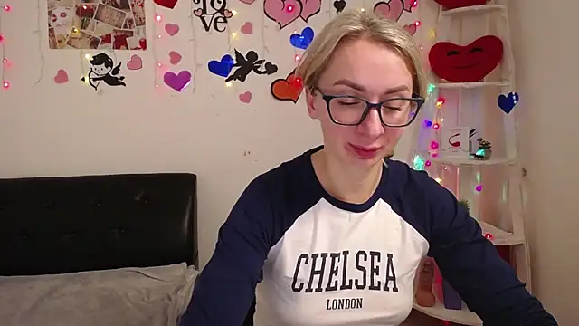 Snapshot of VasilisaSii chatting on 31, 1, 2025 VasilisaSii online show from 31, 1, 2025
