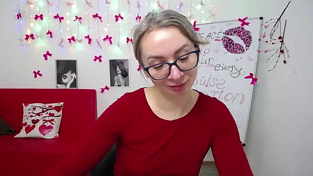Snapshot of VasilisaSii chatting on 8, 3, 2026 VasilisaSii online show from 8, 3, 2026