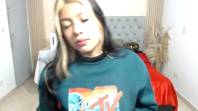 Snapshot of JESSYCHERNOBIL chatting on 5, 4, 2026 JESSYCHERNOBIL online show from 5, 4, 2026