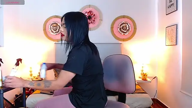 Snapshot of zoe_hecate_sexx chatting on 29, 4, 2026 zoe hecate sexx online show from 29, 4, 2026