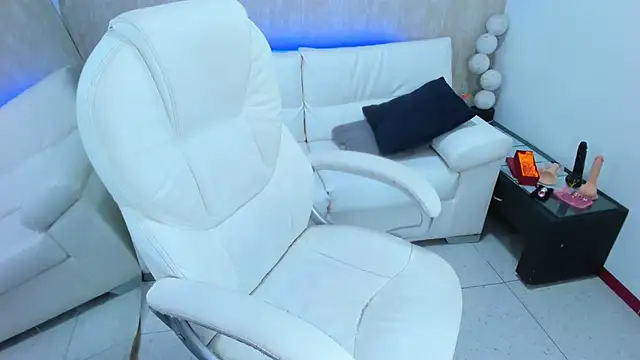 meggan 77 online show from 17, 1, 2025