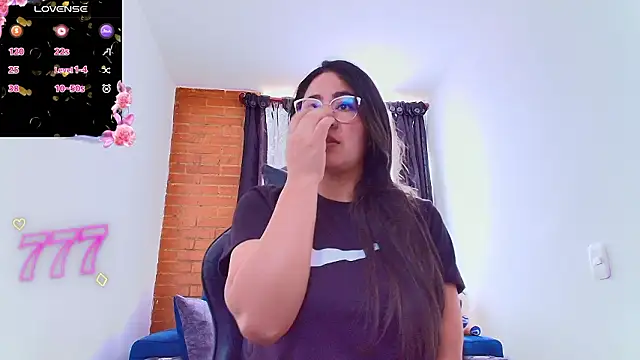 kendall sexy27 online show from 3, 2, 2026